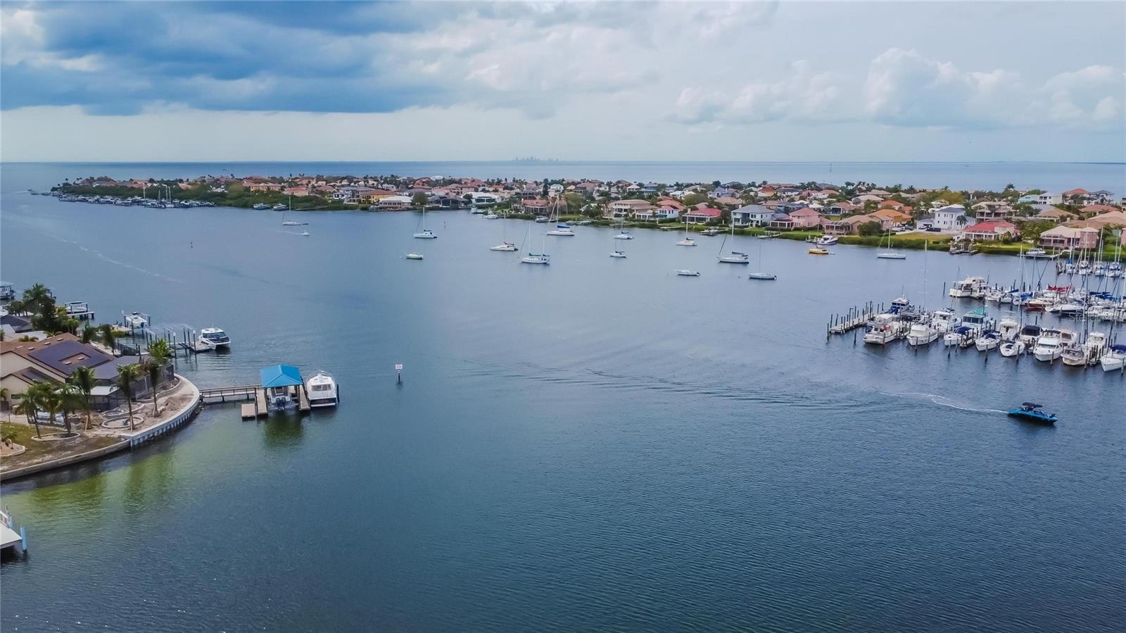 SUNSET BAY TWNHMS - Residential