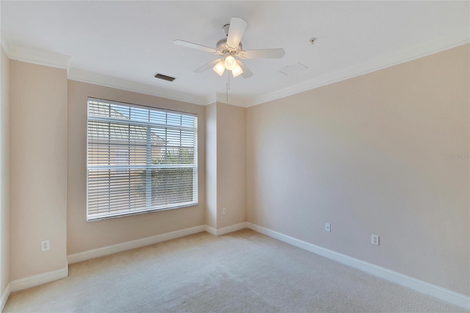 SUNSET BAY TWNHMS - Residential