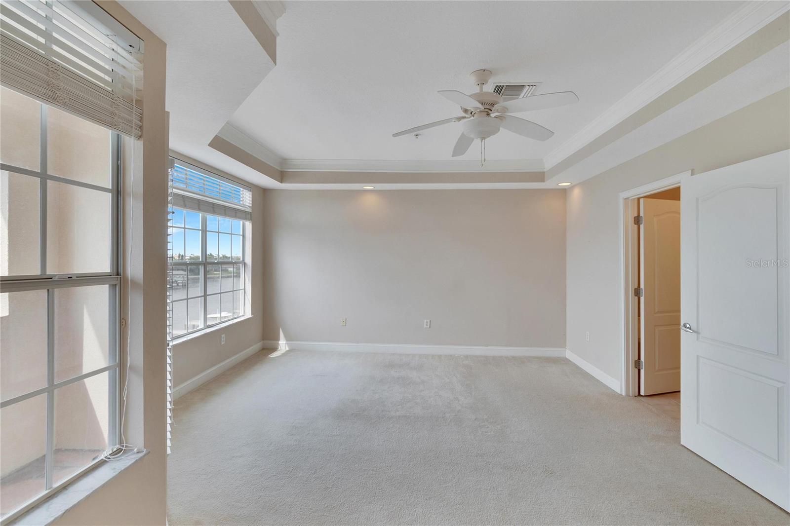 SUNSET BAY TWNHMS - Residential