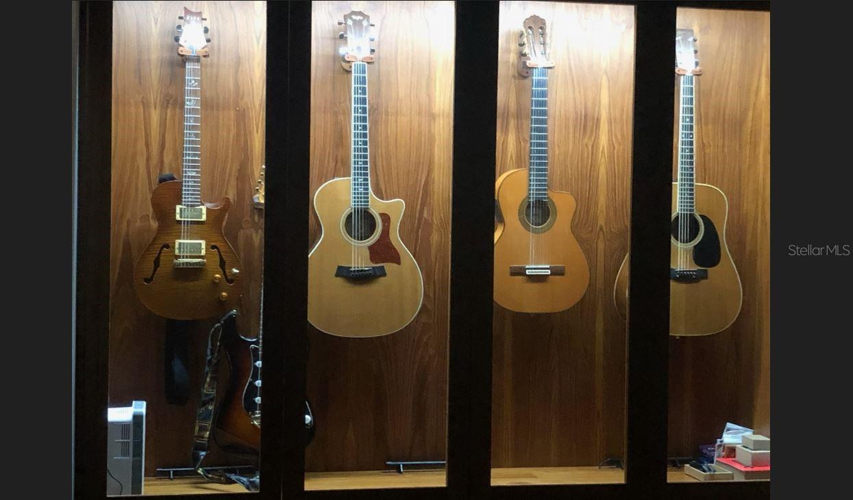 LA QUINTA - Residential