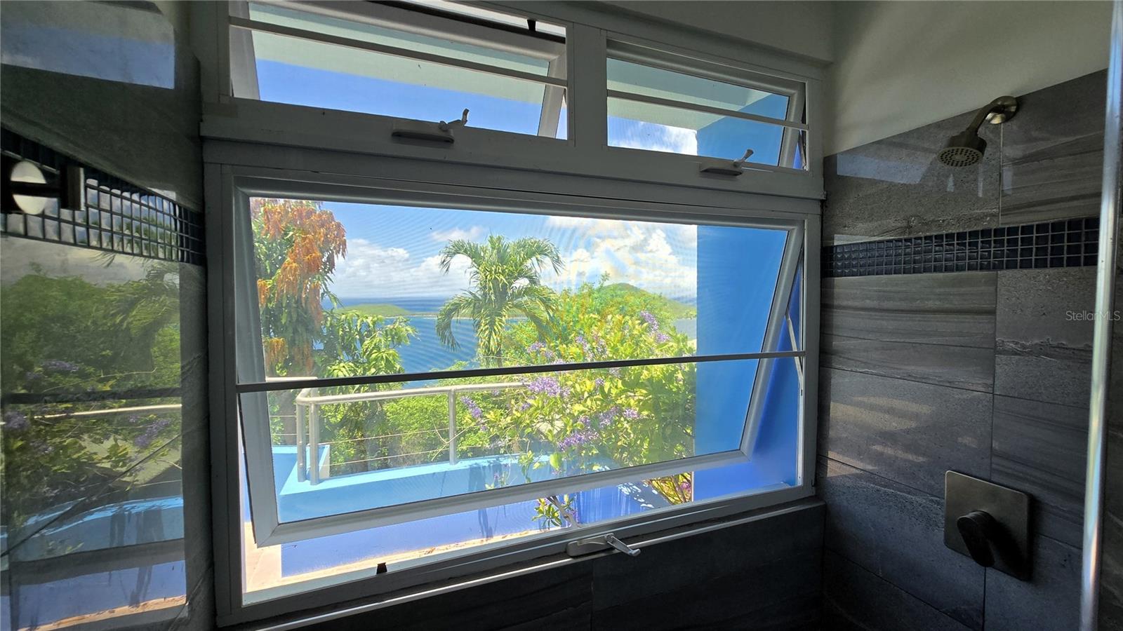 LA QUINTA - Residential