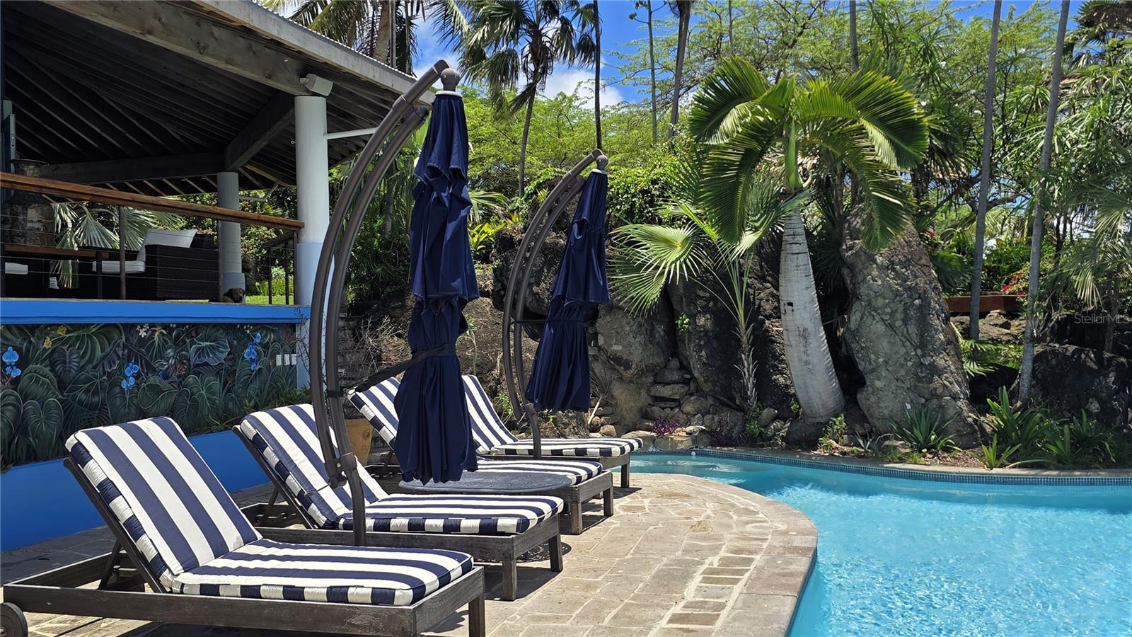 LA QUINTA - Residential