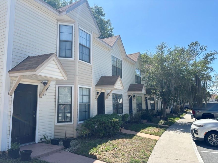 Welcome to this charming 2-bedroom, 1.5-bath townhome in the desirable Kentwood Park community of Plant City. Featuring a bright, open floorplan, the spacious first level offers a comfortable living area, convenient half bath, and a well-appointed kitchen with sleek white appliances—perfect for everyday living and entertaining. Upstairs, you’ll find two generously sized bedrooms along with a full bath complete with a large vanity and relaxing bathtub. Enjoy Florida living with access to the community pool and clubhouse, all included in the low HOA fee. Ideally located near shopping, dining, and local amenities, with easy access to Interstate 4, this home provides a seamless commute to Tampa, Lakeland, and Brandon—making it a perfect blend of comfort, convenience, and value.
