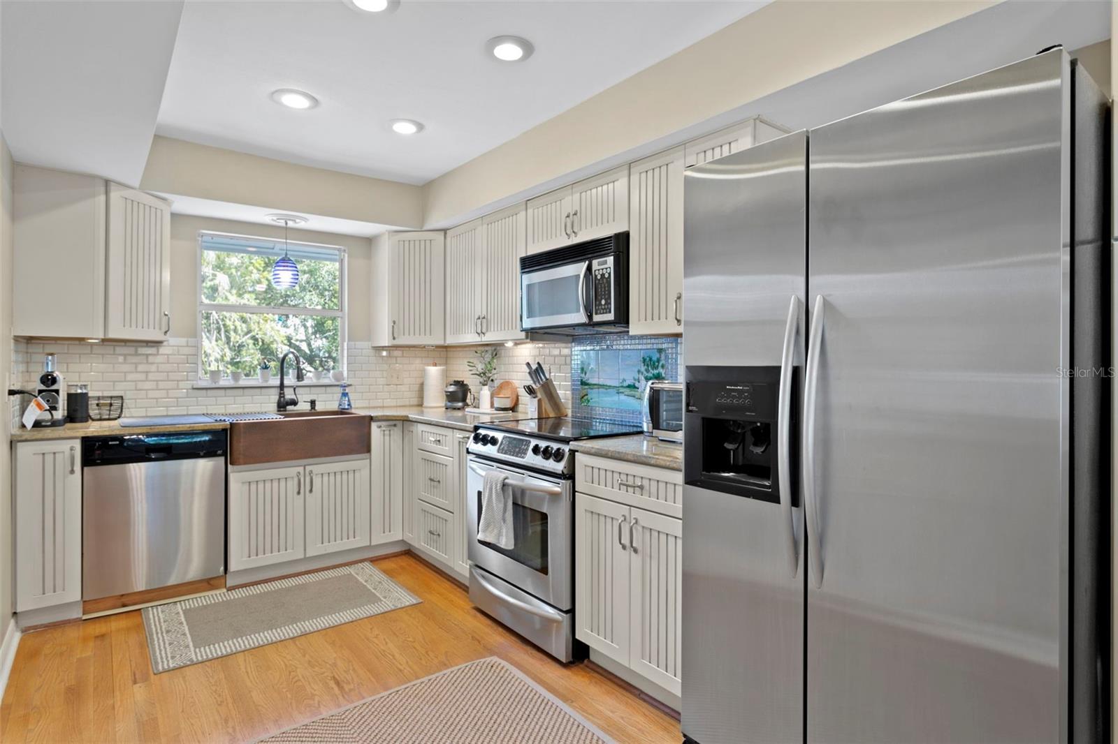 BAY BRIDGE CONDO - Residential