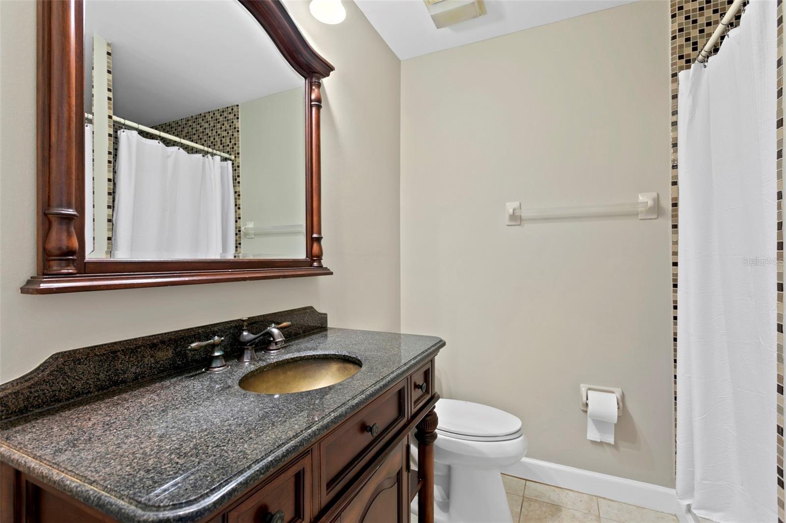 BAY BRIDGE CONDO - Residential