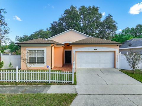 Photo of 4687 Westgrove Way, Orlando, FL 32808 (MLS # O6404014)