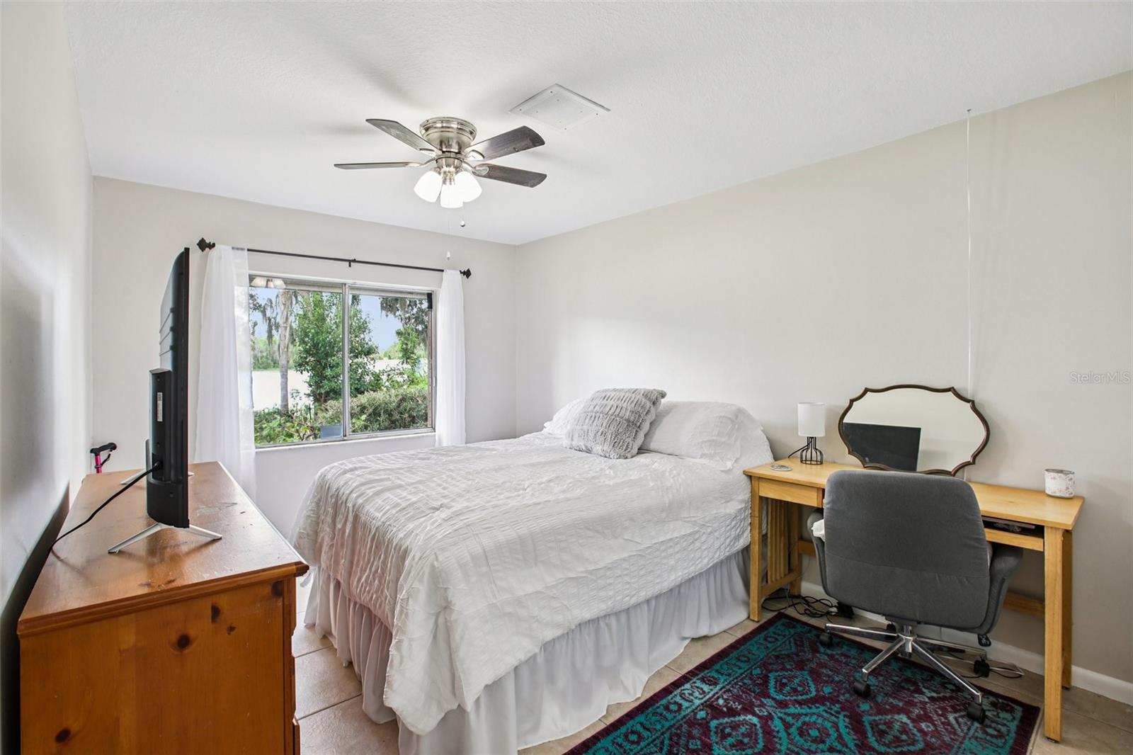 SHADY LAKE SHORES - Residential