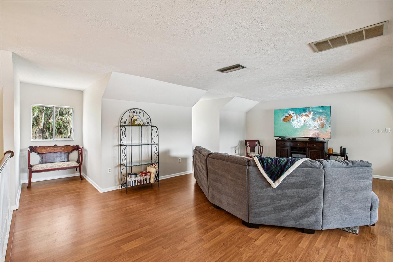 SHADY LAKE SHORES - Residential