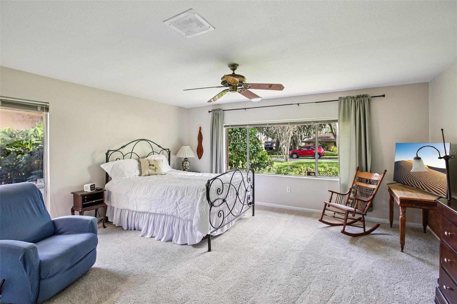 SHADY LAKE SHORES - Residential