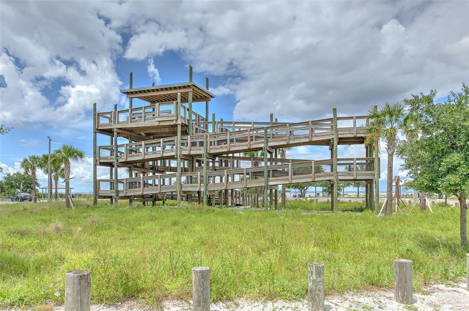 BAL HARBOUR CHATEAUX CONDOMINI - Residential