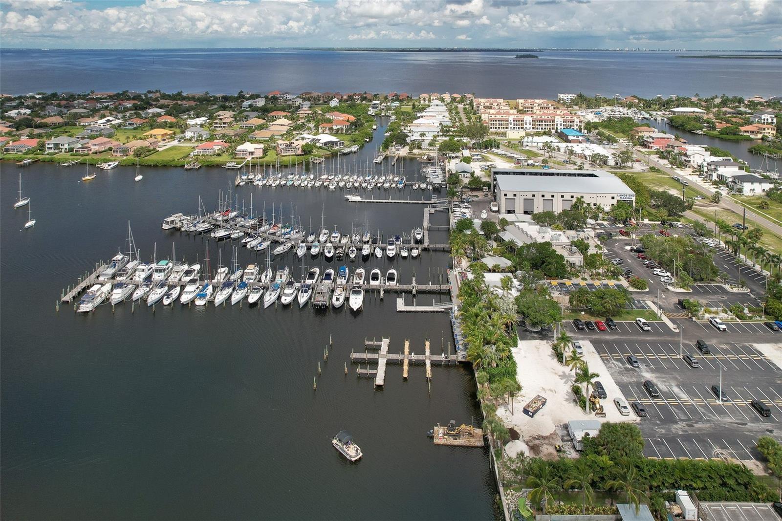 BAL HARBOUR CHATEAUX CONDOMINI - Residential