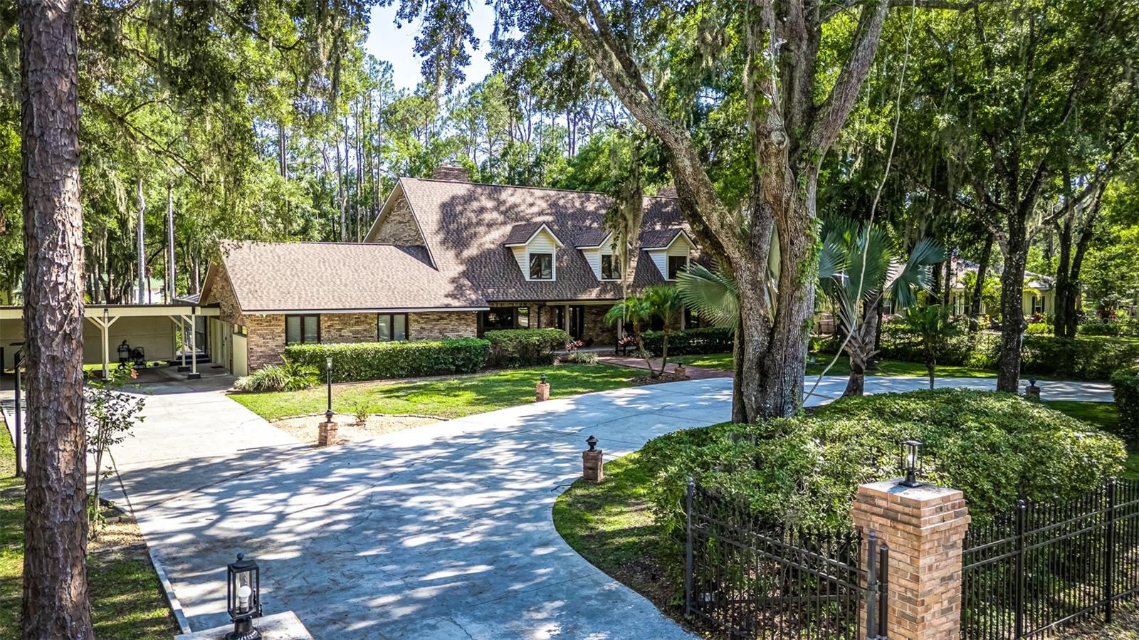 418 NORTH ROAD
