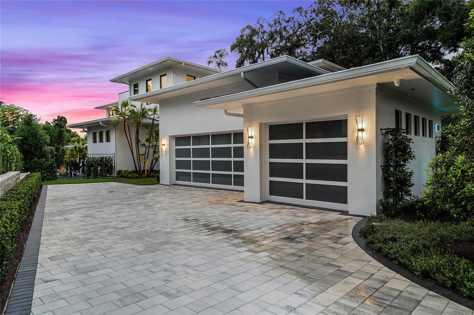 FOREST HILLS - Residential