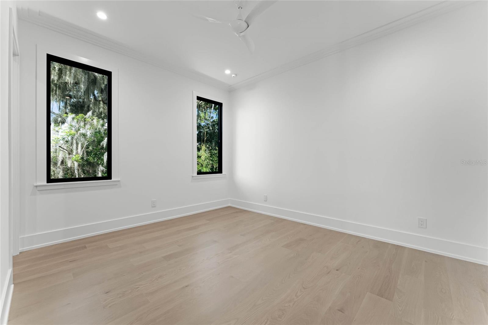 FOREST HILLS - Residential