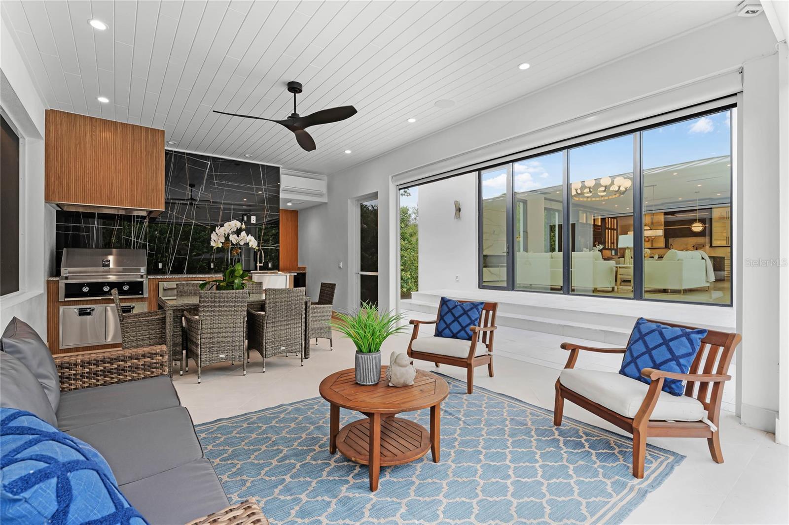 FOREST HILLS - Residential