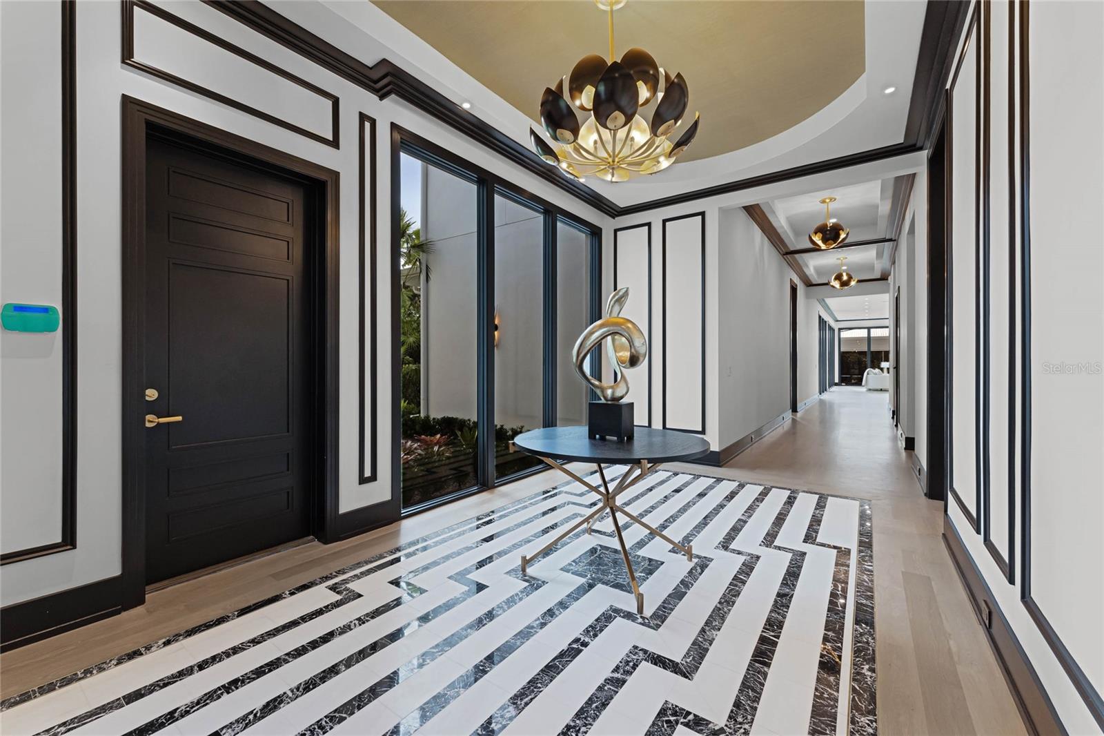 FOREST HILLS - Residential