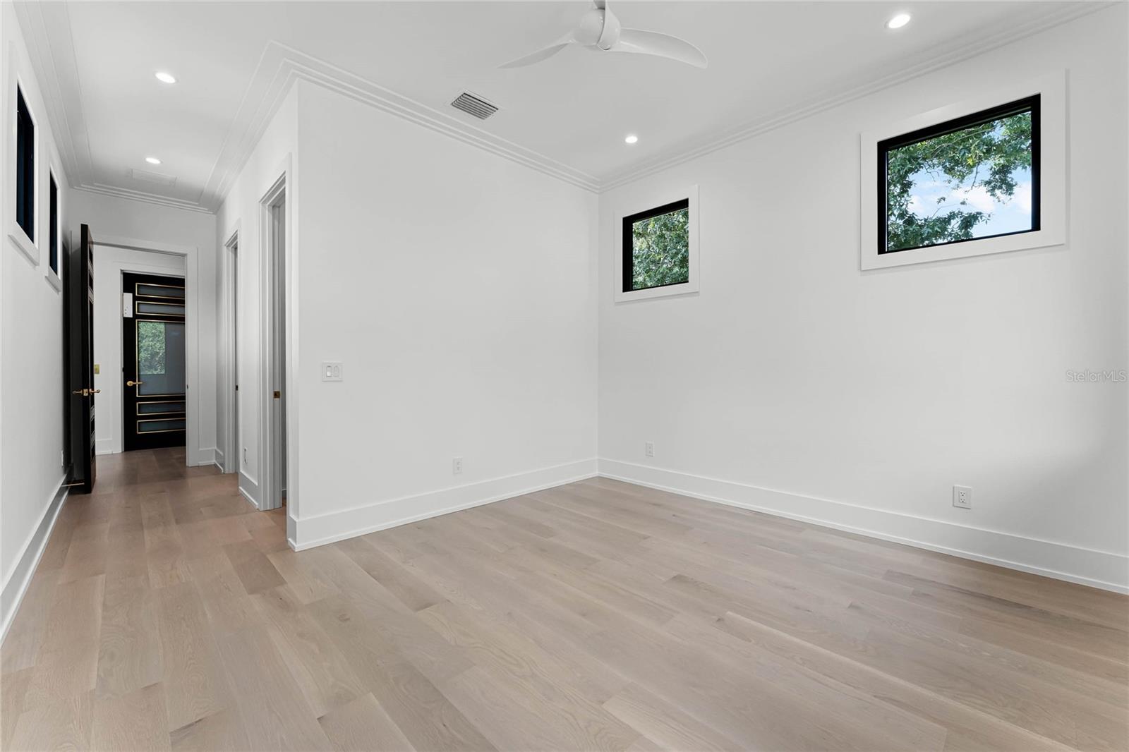 FOREST HILLS - Residential