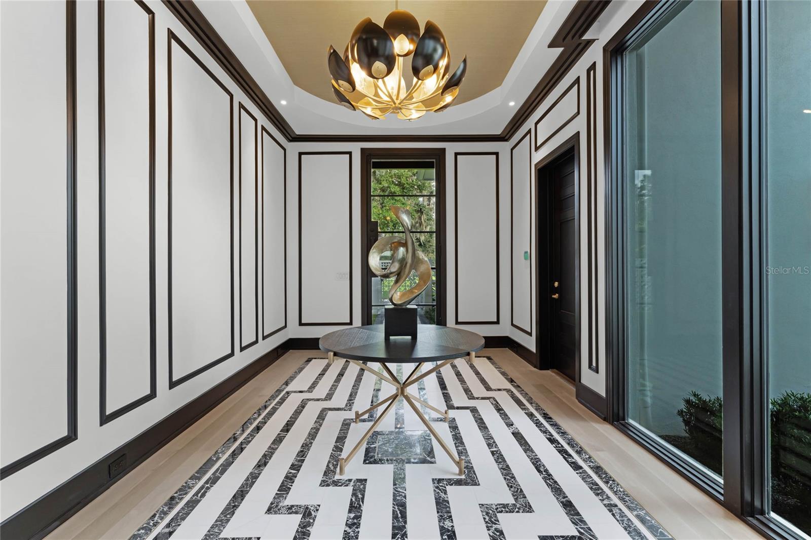 FOREST HILLS - Residential