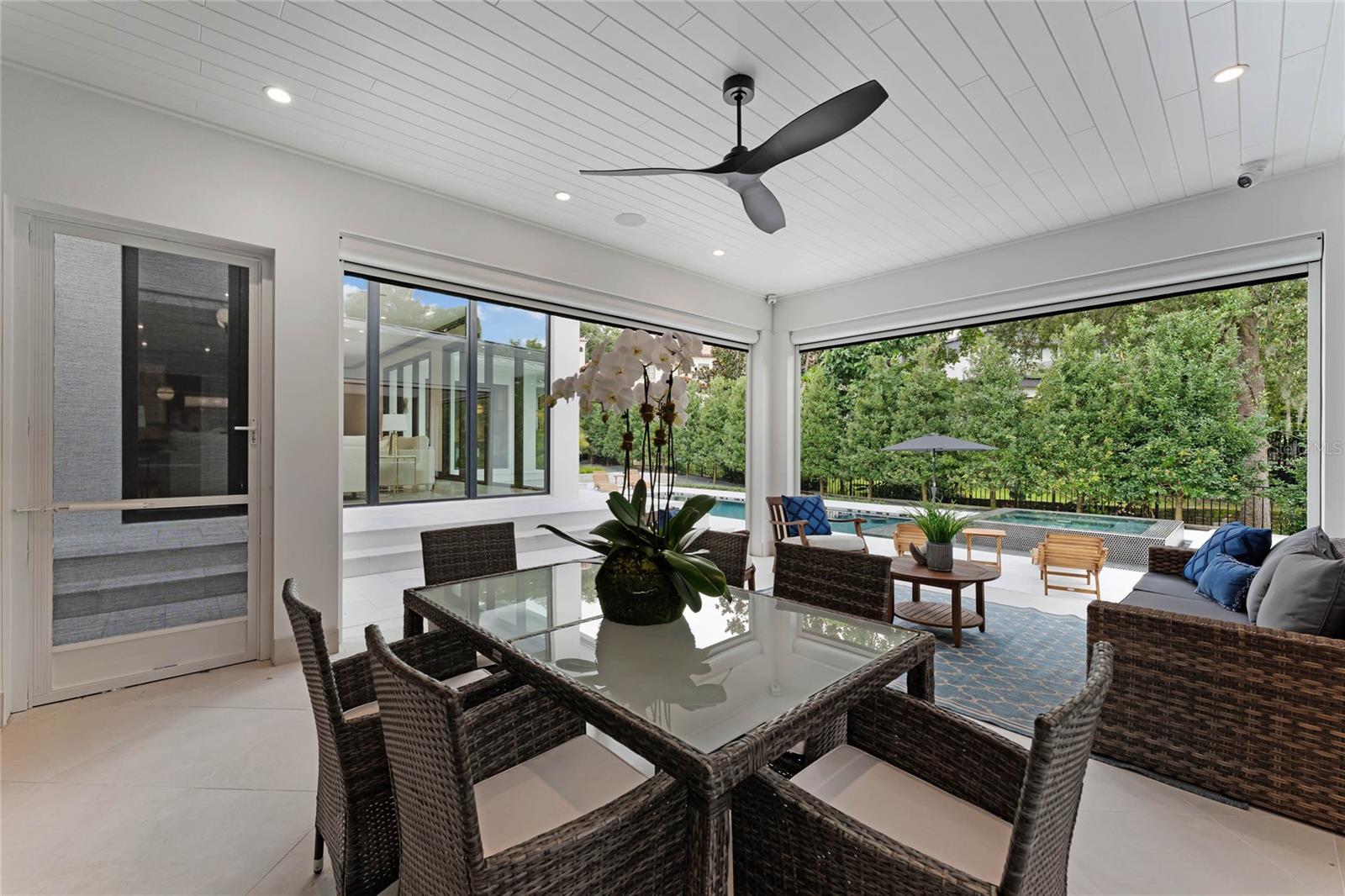 FOREST HILLS - Residential