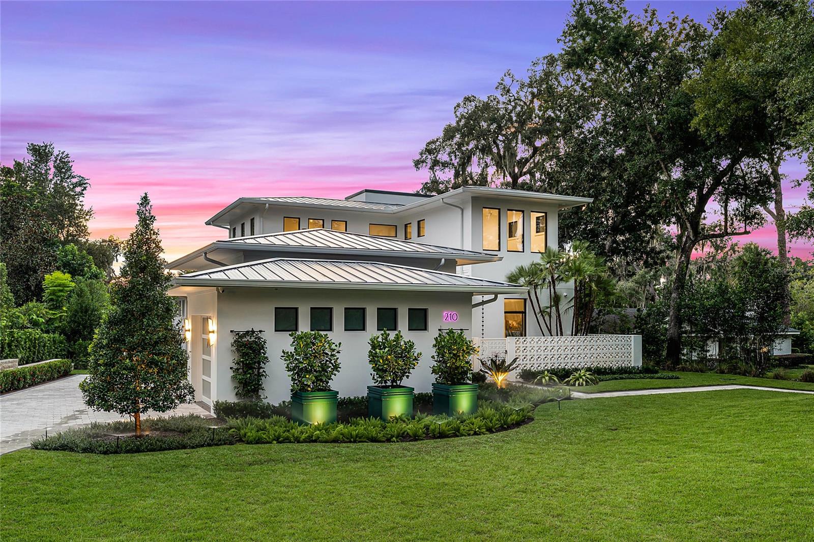 FOREST HILLS - Residential