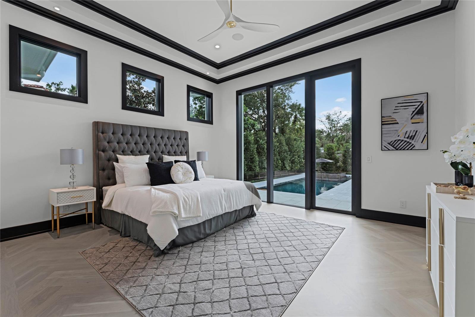 FOREST HILLS - Residential