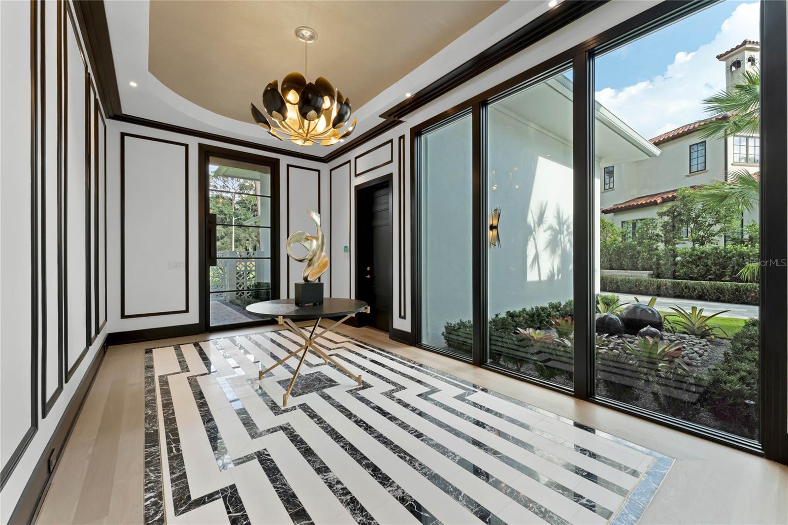 FOREST HILLS - Residential