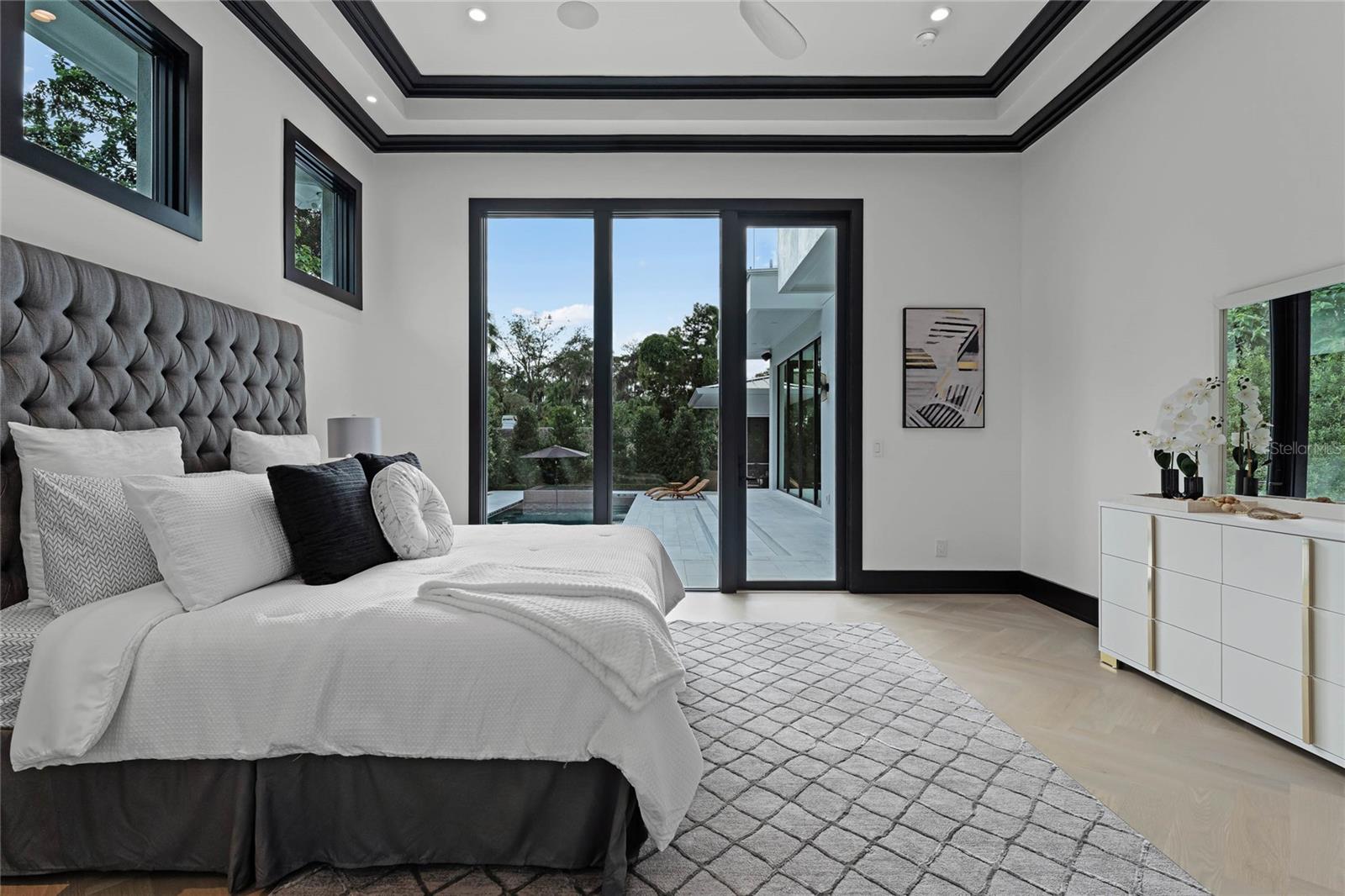 FOREST HILLS - Residential