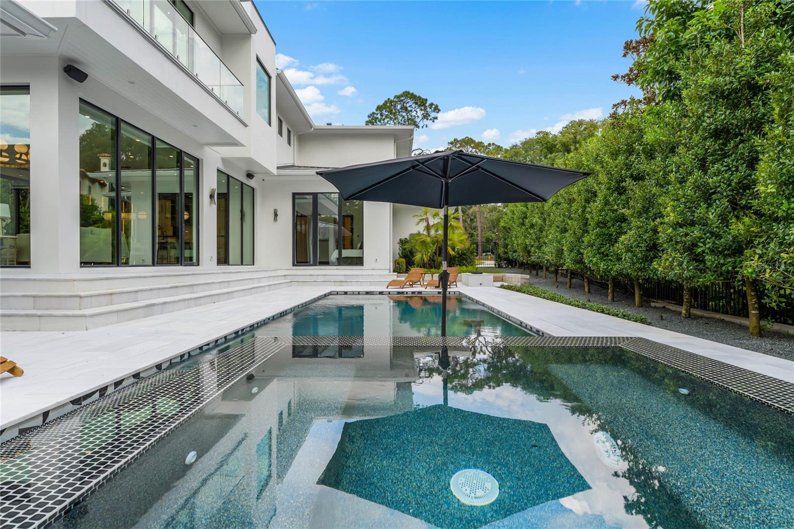 FOREST HILLS - Residential