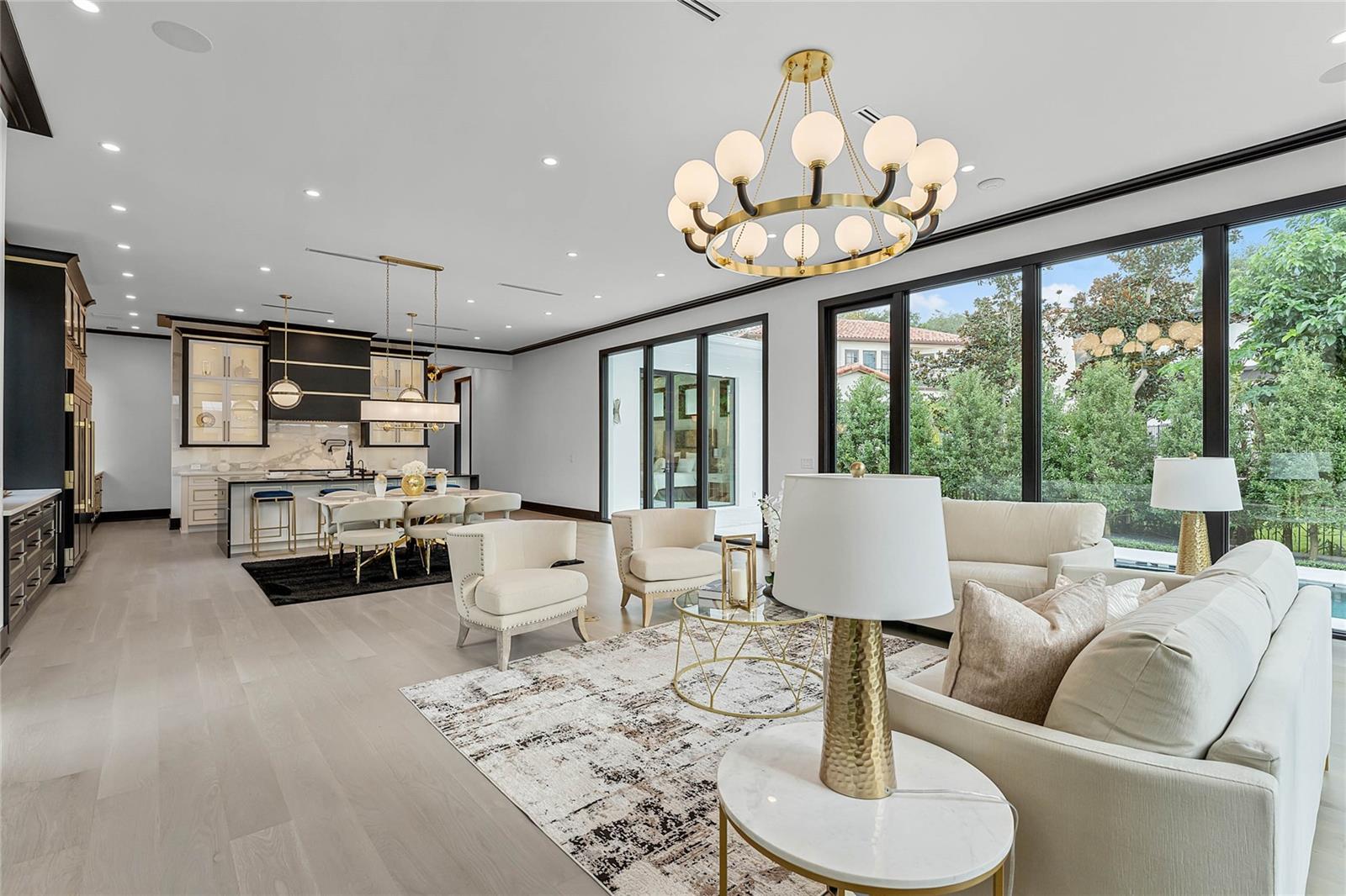 FOREST HILLS - Residential