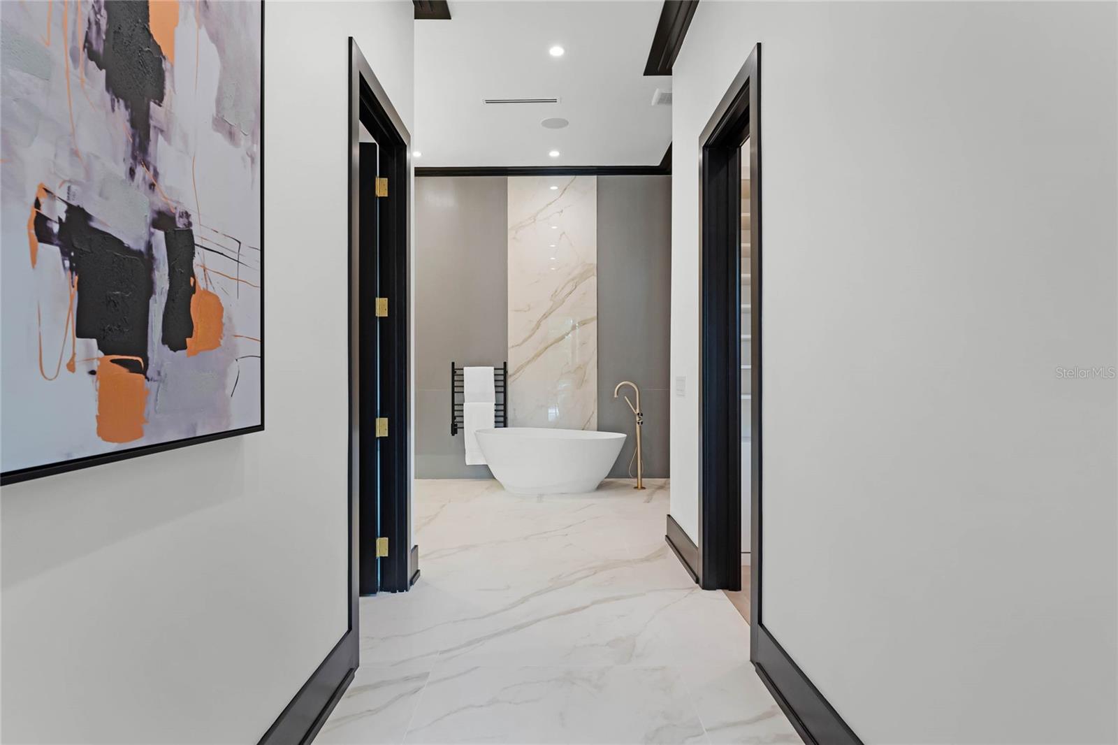 FOREST HILLS - Residential