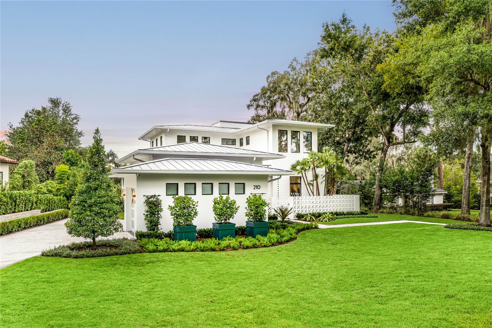 FOREST HILLS - Residential