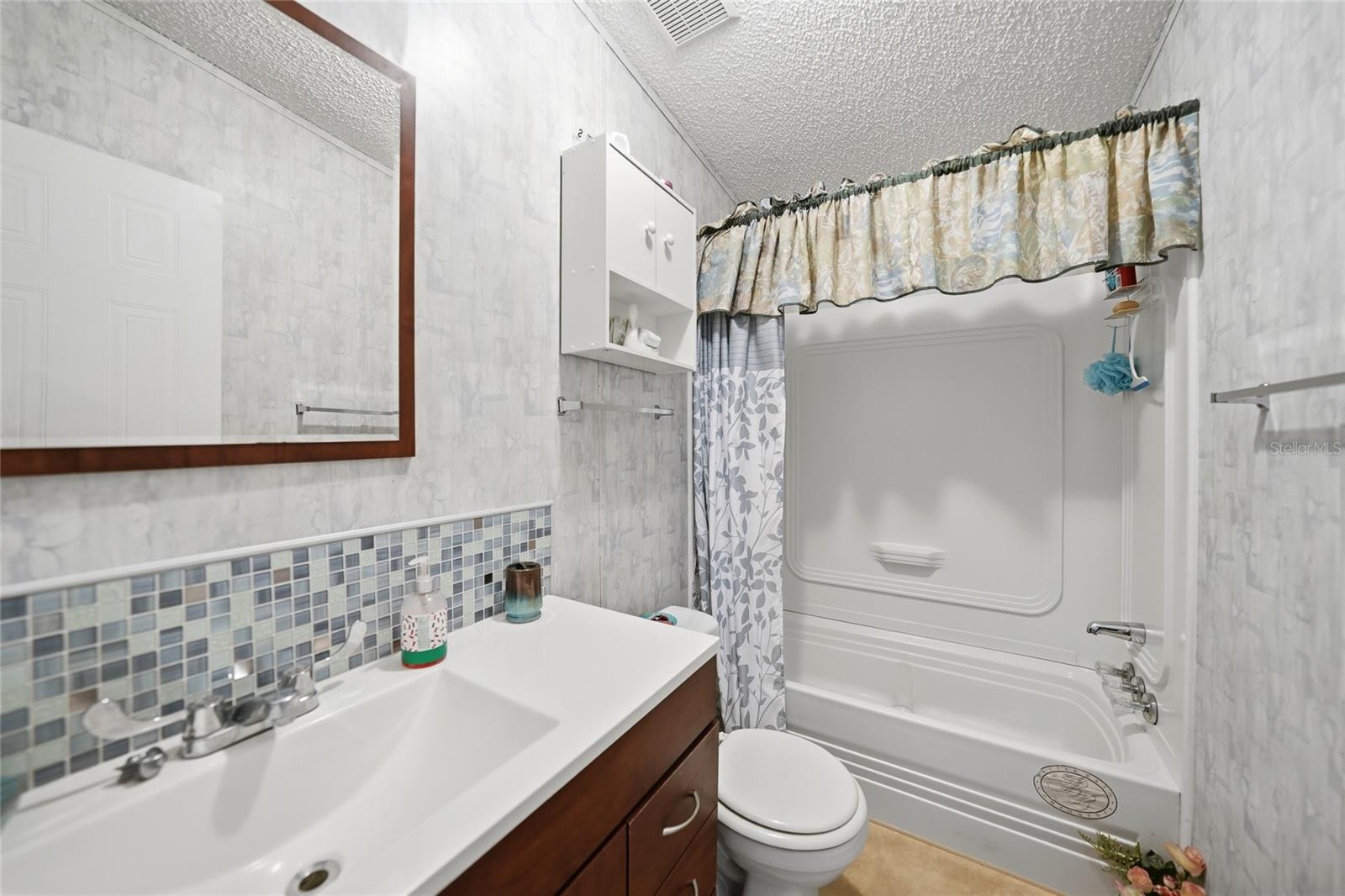 EAGLE POINT MHP - Residential