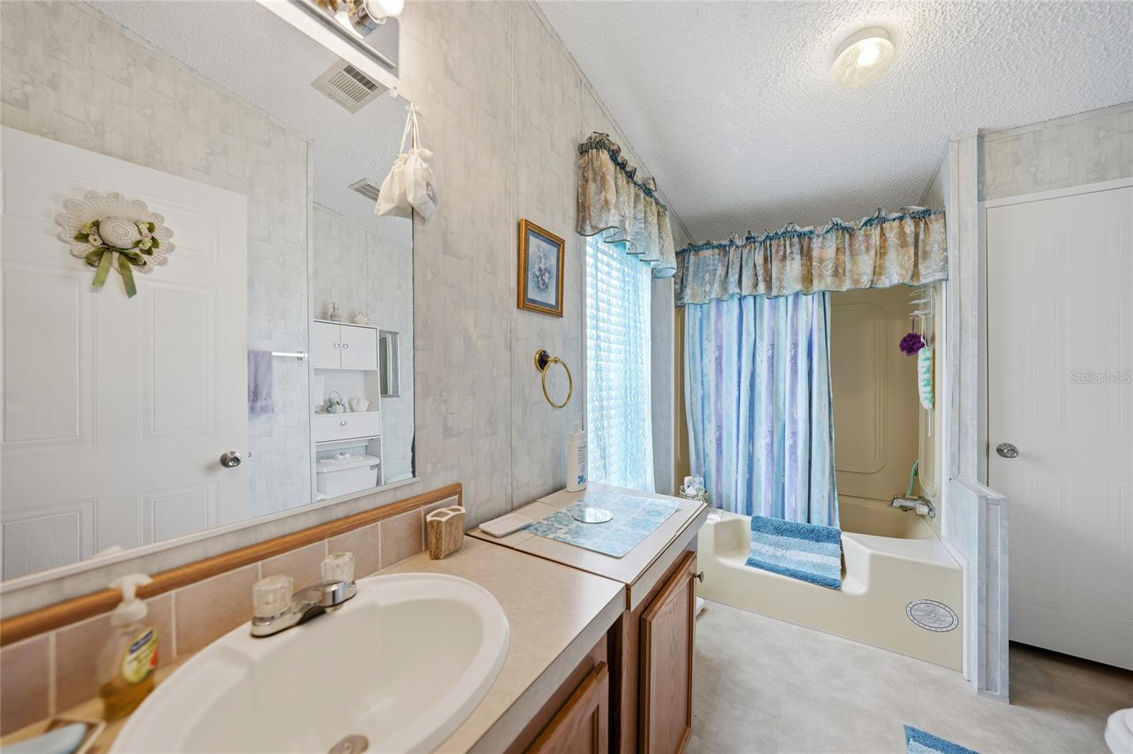 EAGLE POINT MHP - Residential