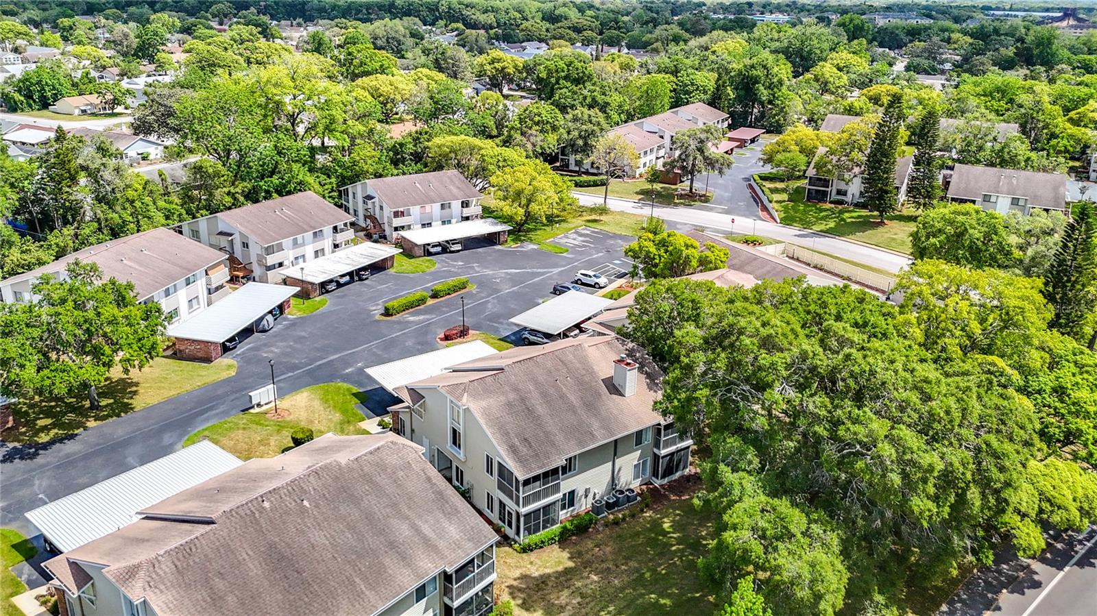 EAGLESWOOD CONDO - Residential