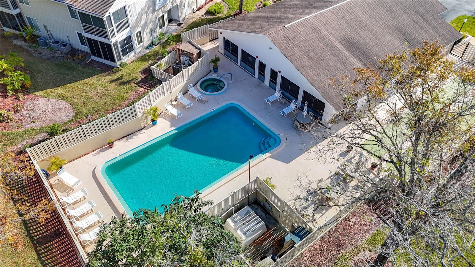 EAGLESWOOD CONDO - Residential