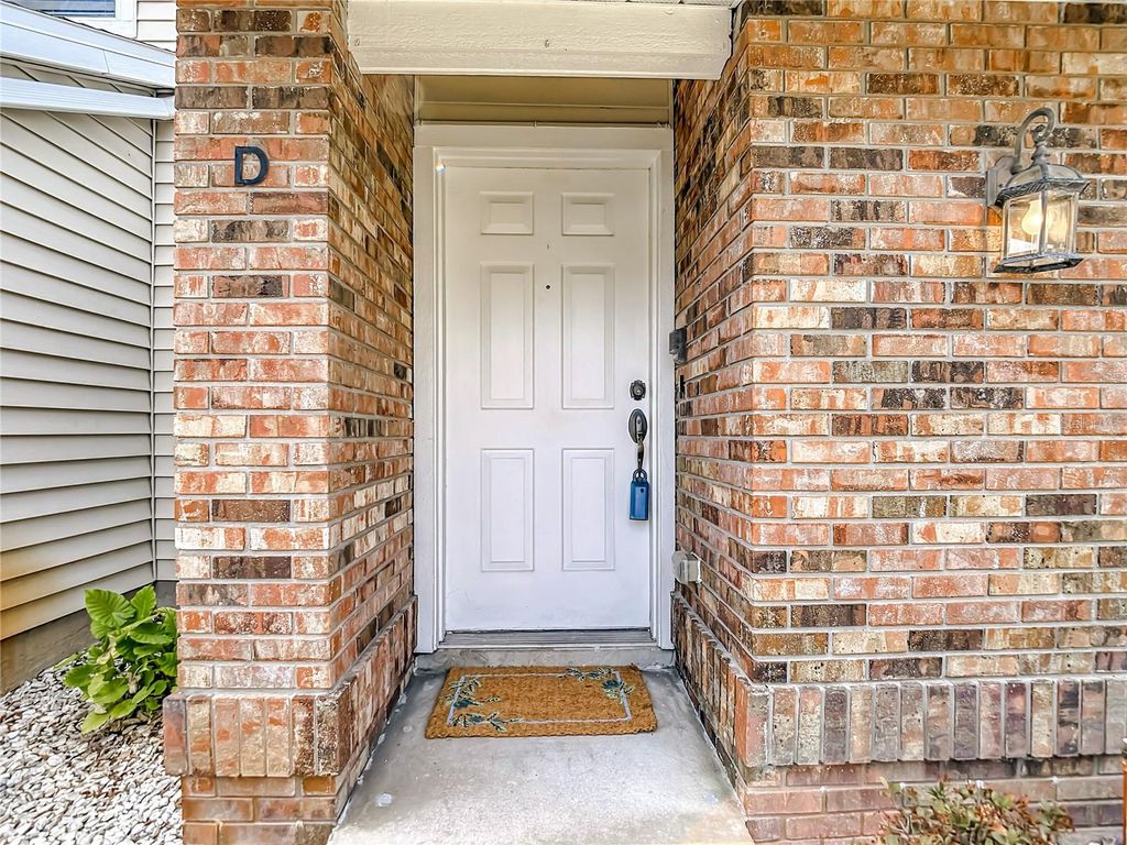 Photo of 12405 Eagleswood Drive #D, Hudson, FL 34667 (MLS # TB8500335)