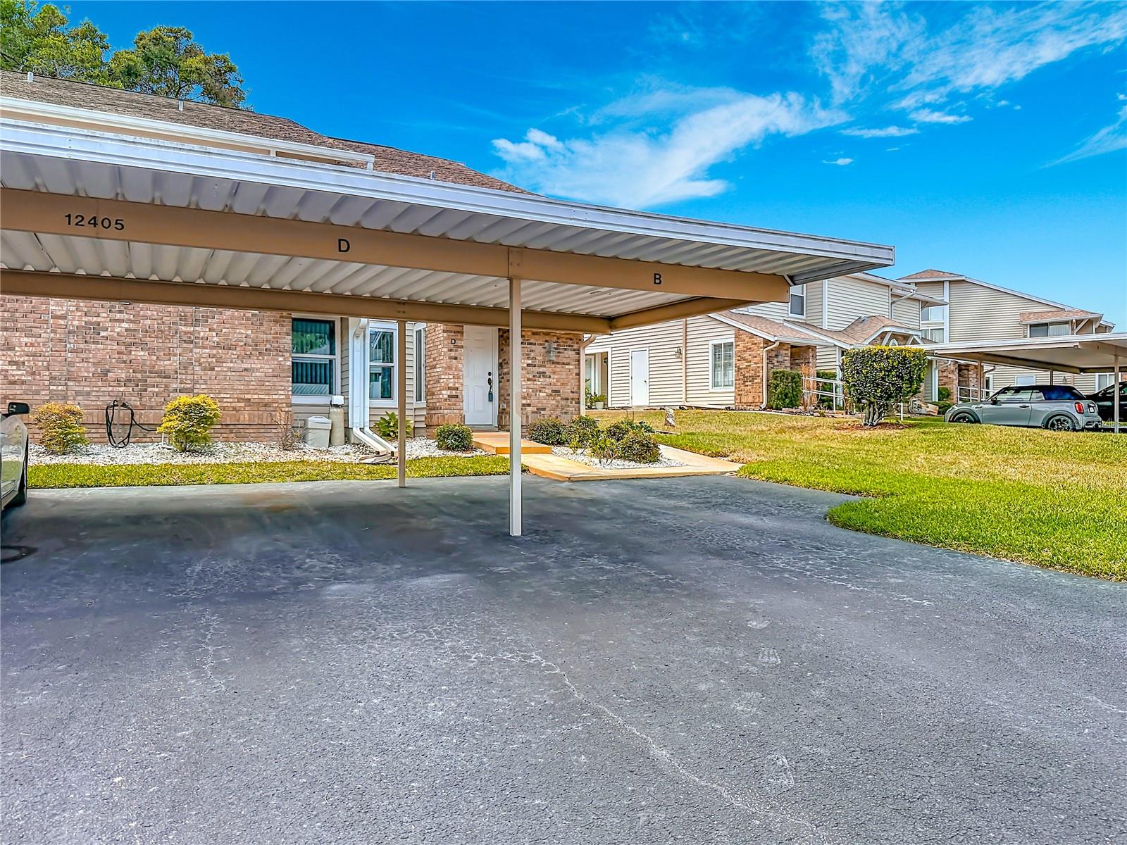 EAGLESWOOD CONDO - Residential