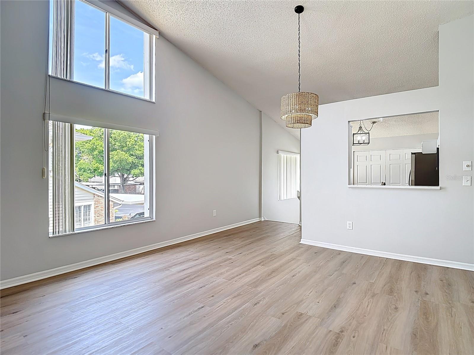 EAGLESWOOD CONDO - Residential