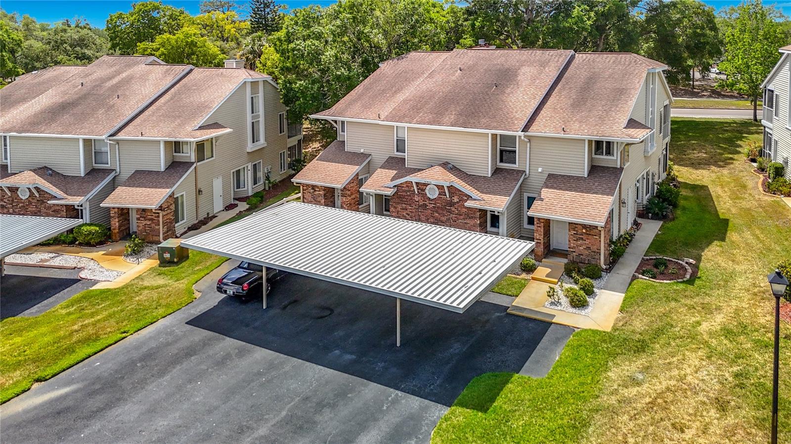 EAGLESWOOD CONDO - Residential