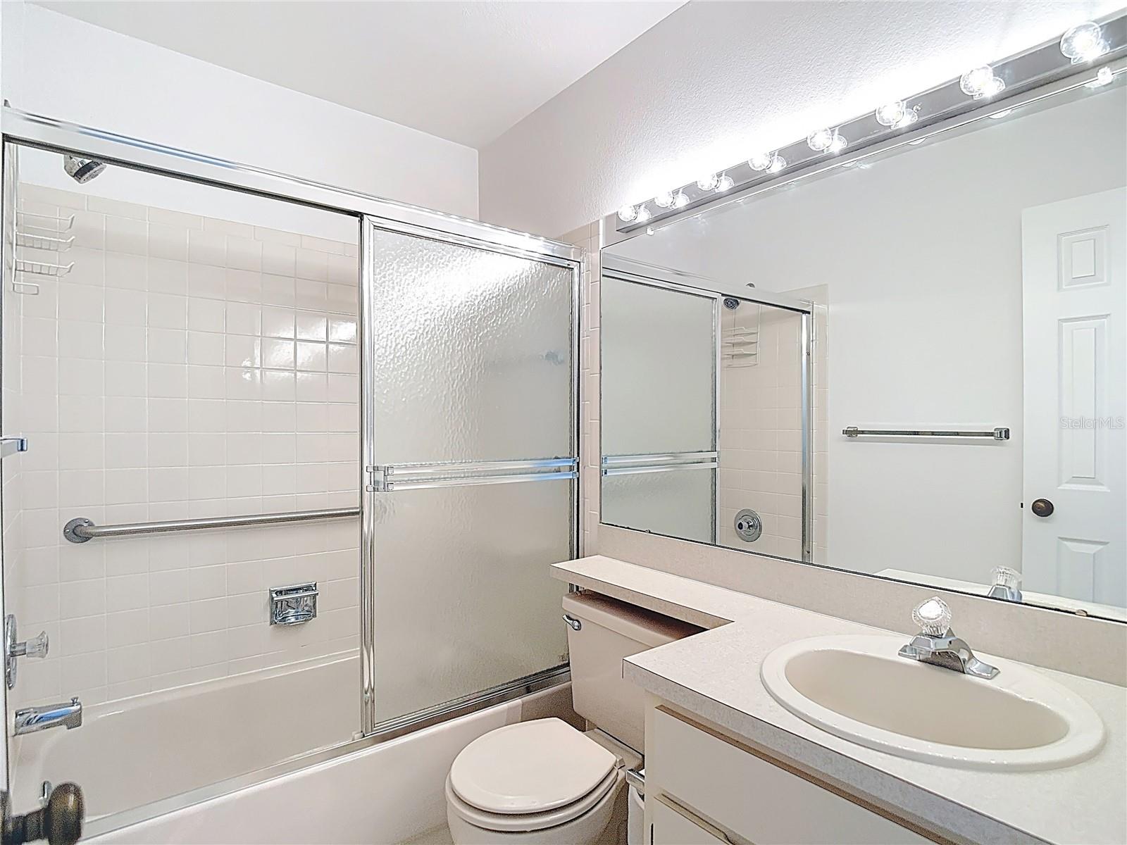 EAGLESWOOD CONDO - Residential