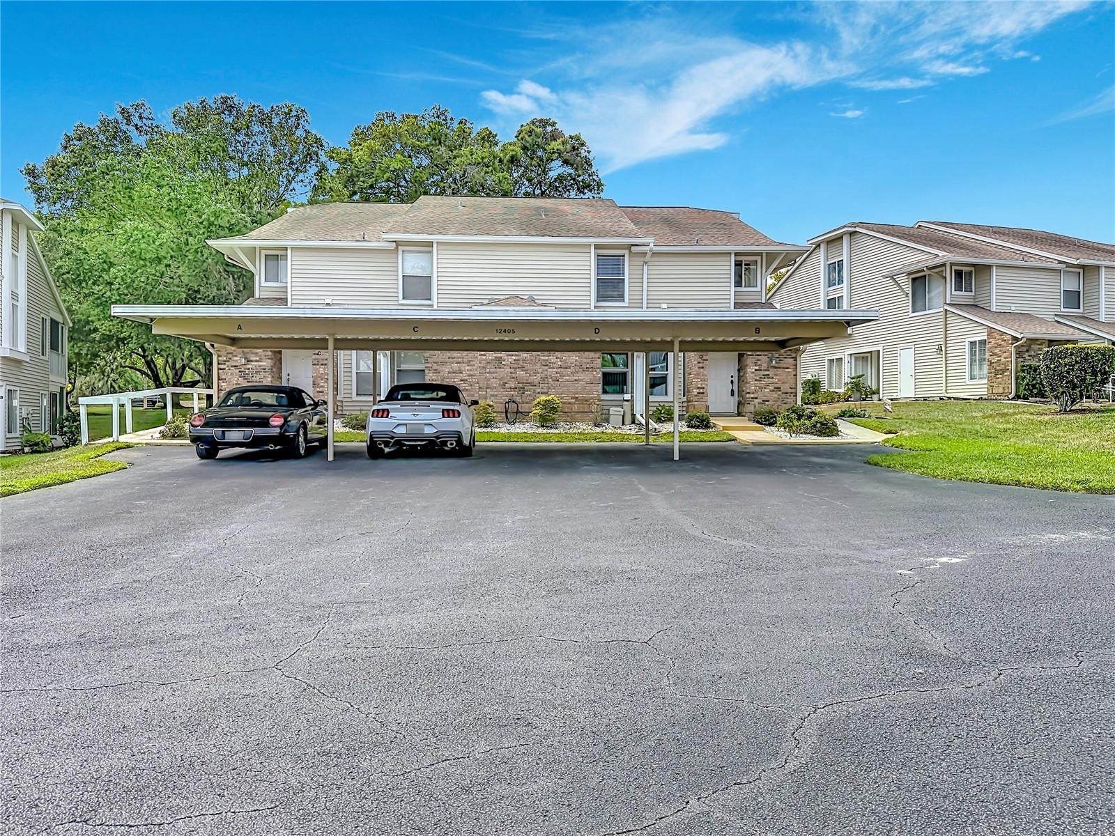 EAGLESWOOD CONDO - Residential