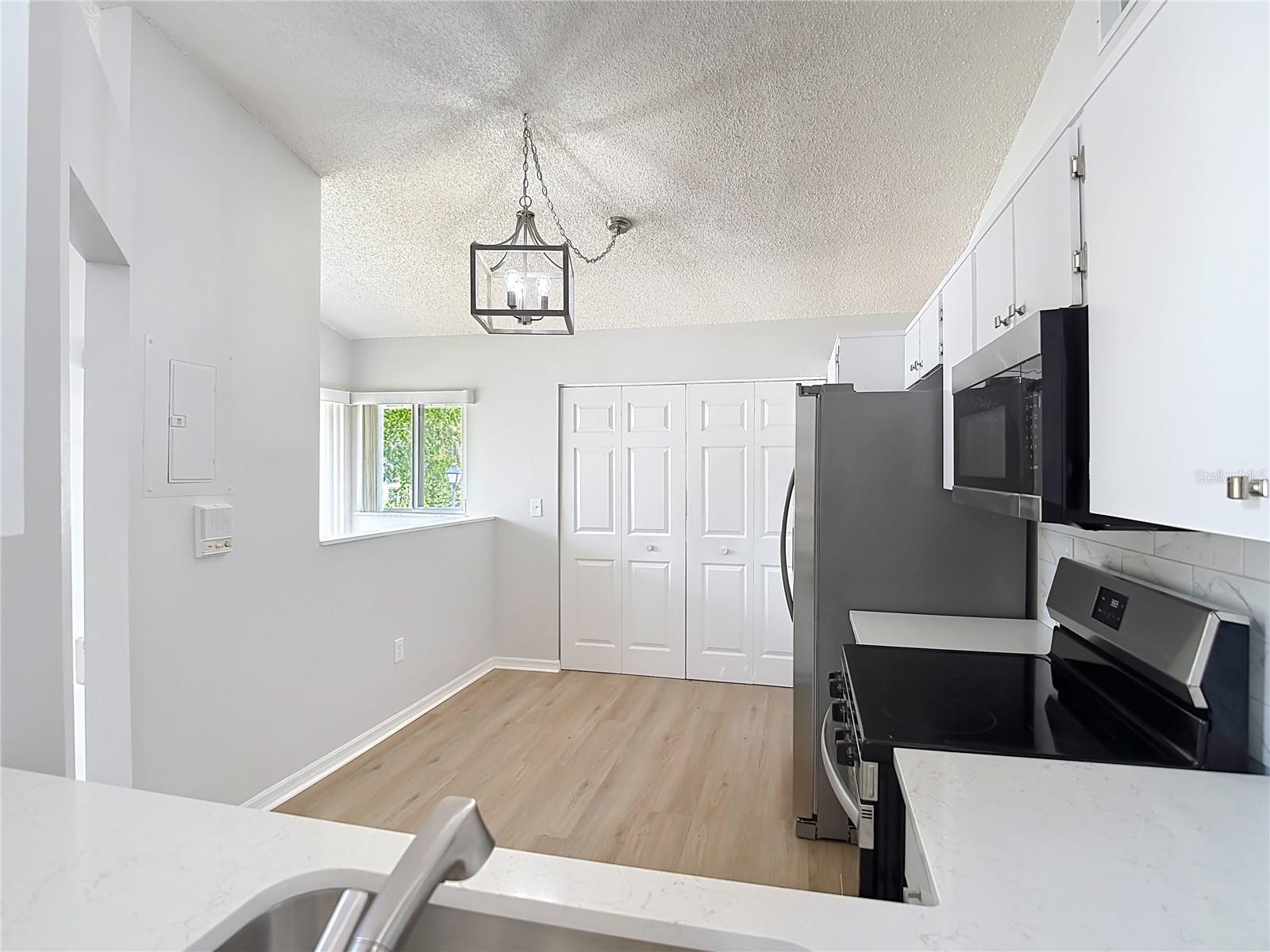 EAGLESWOOD CONDO - Residential