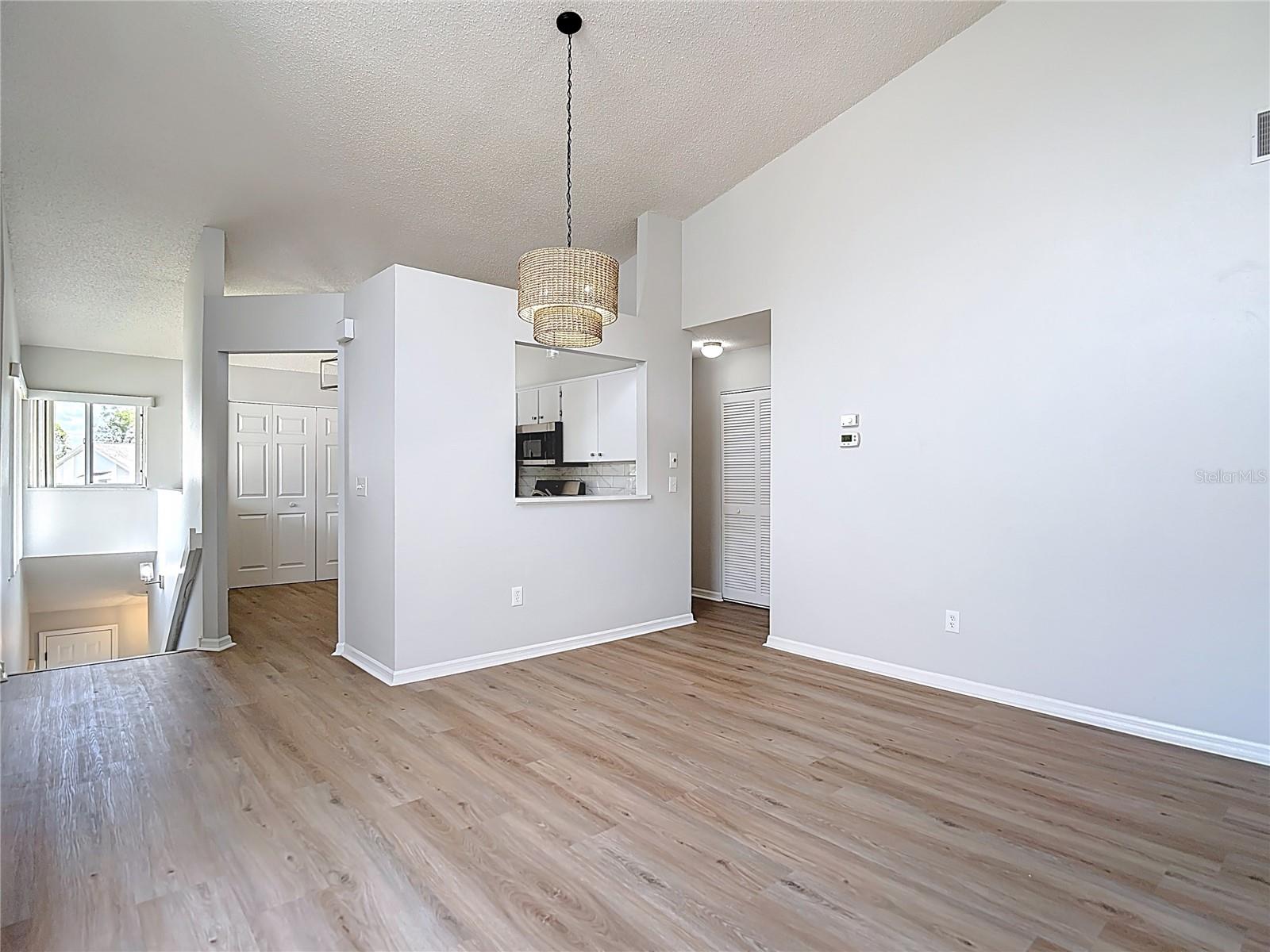 EAGLESWOOD CONDO - Residential