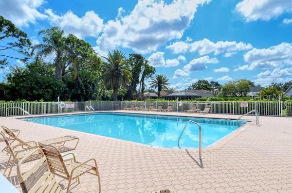 STONEYBROOK AT PALMER RANCH - Residential