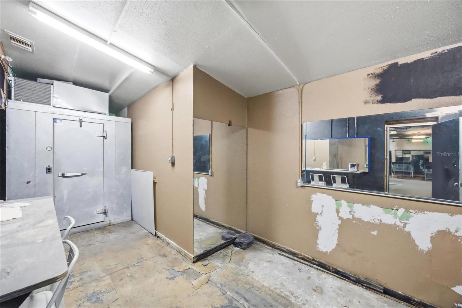 AIRY ACRES 4 - Commercial Sale