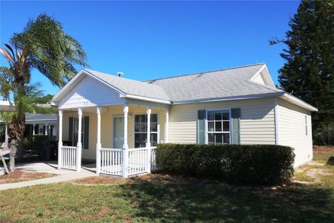 A home in LAKE WALES