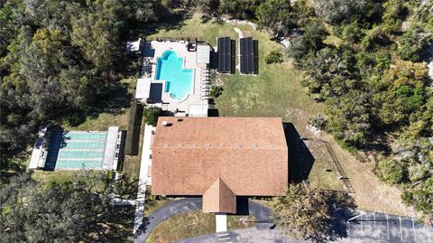 A home in LAKE WALES