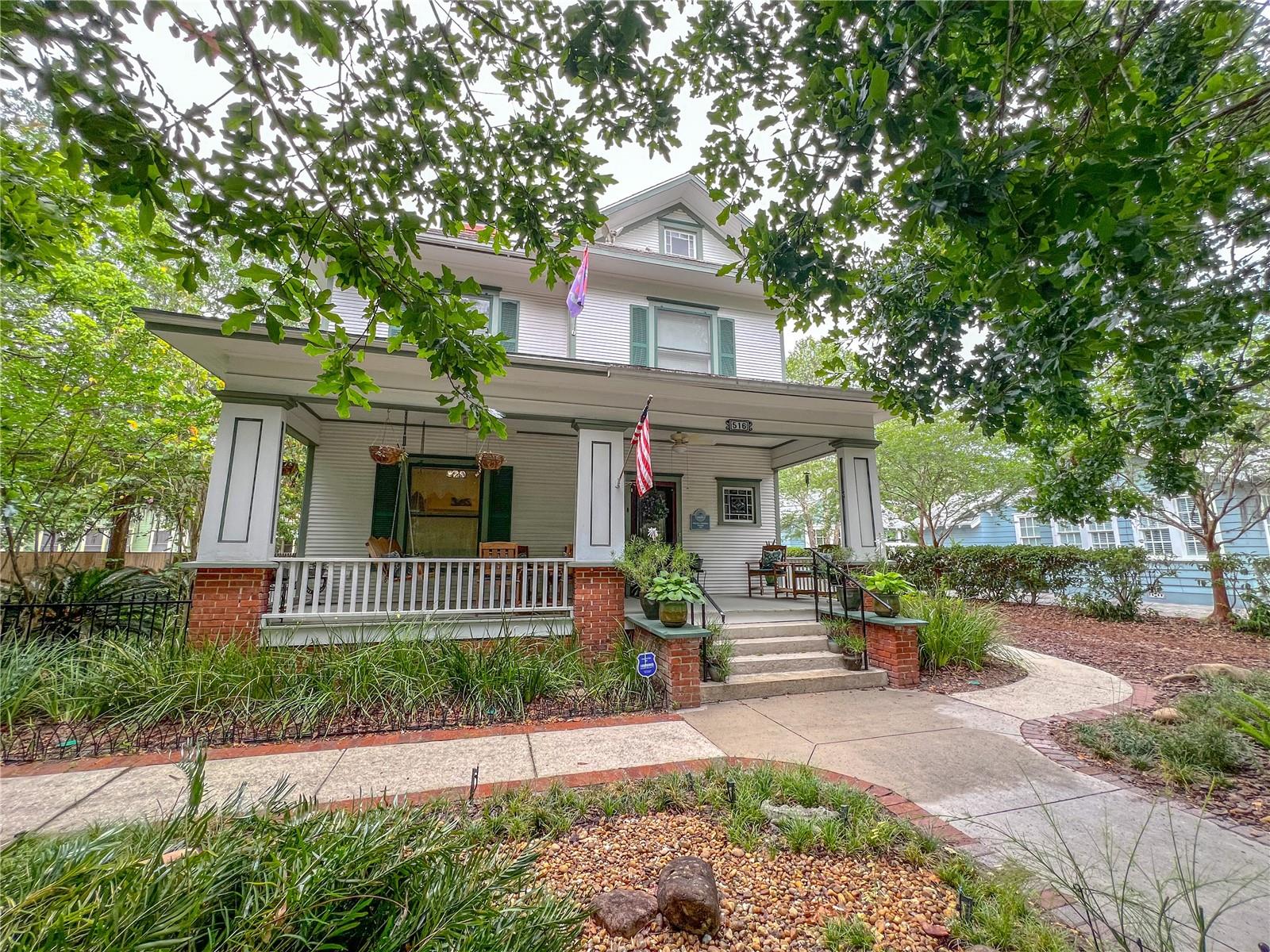 DUCKPOND - Residential