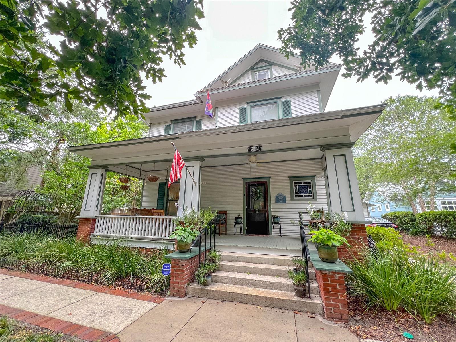 DUCKPOND - Residential