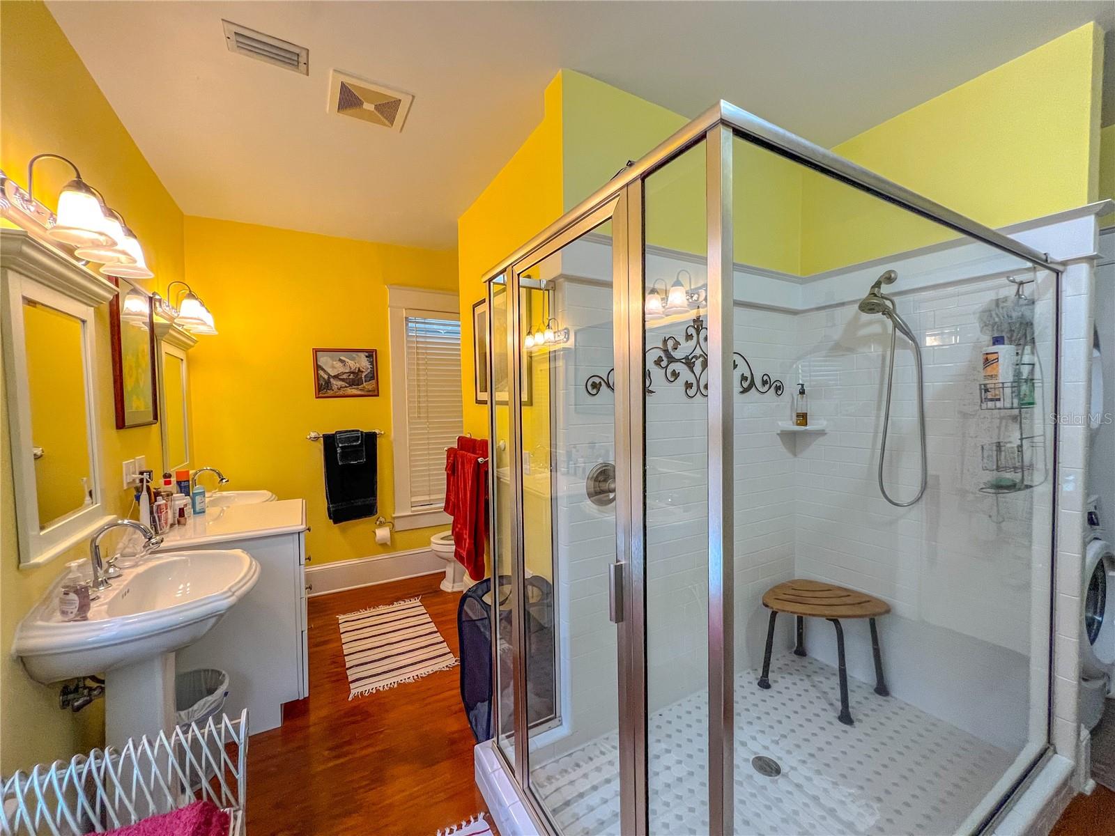 DUCKPOND - Residential